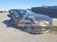 2016 Mazda 3 photo