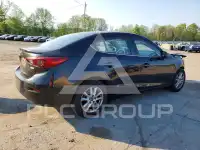 2016 Mazda 3 photo