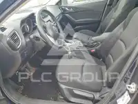 2016 Mazda 3 photo