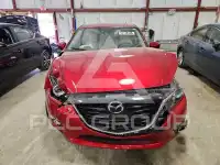 2016 Mazda 3 photo