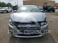 2016 Mazda 3 photo