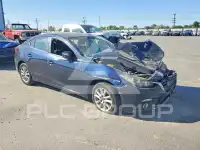 2016 Mazda 3 photo