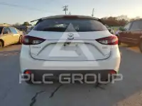 2016 Mazda 3 photo