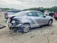 2016 Mazda 3 фото