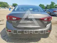 2016 Mazda 3 photo