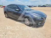2016 Mazda 3 photo