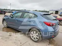 2016 Mazda 3 photo