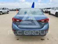 2016 Mazda 3 photo