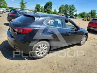 2016 Mazda 3 photo