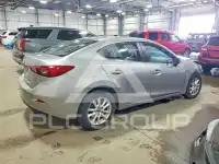 2016 Mazda 3 photo