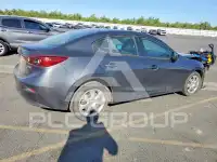 2016 Mazda 3 photo