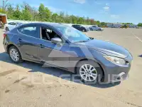 2016 Mazda 3 photo