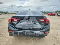 2016 Mazda 3 photo