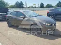 2016 Mazda 3 photo