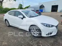 2016 Mazda 3 фото