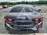 2016 Mazda 3 photo