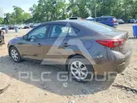 2016 Mazda 3 photo