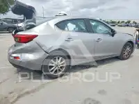 2016 Mazda 3 photo