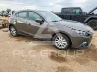2016 Mazda 3 photo