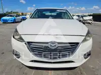 2016 Mazda 3 photo