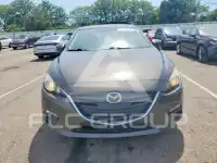2016 Mazda 3 photo