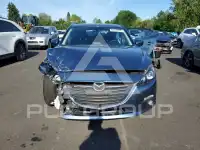 2016 Mazda 3 фото