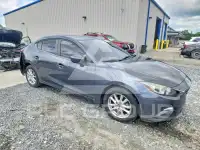2016 Mazda 3 photo