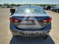 2016 Mazda 3 photo