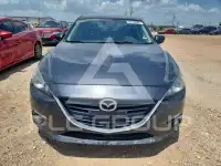 2016 Mazda 3 photo