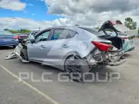 2016 Mazda 3 фото