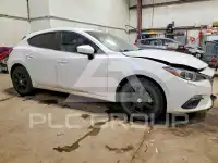 2016 Mazda 3 photo