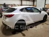 2016 Mazda 3 photo