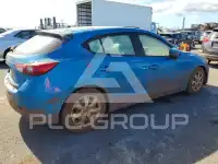 2016 Mazda 3 photo
