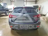 2016 Mazda 3 photo