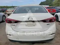 2016 Mazda 3 photo