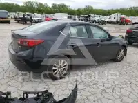 2016 Mazda 3 фото