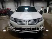 2016 Lincoln MKC photo