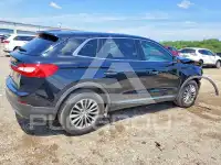 2016 Lincoln MKX photo