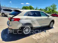 2016 Lincoln MKX photo