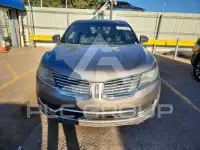 2016 Lincoln MKX photo