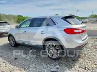 2016 Lincoln MKX photo
