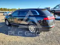 2016 Lincoln MKT photo