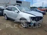 2016 Lincoln MKT фото