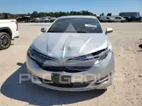 2016 Lincoln MKZ photo
