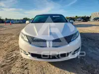 2016 Lincoln MKZ photo