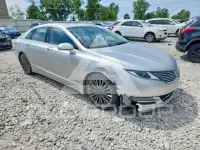 2016 Lincoln MKZ photo