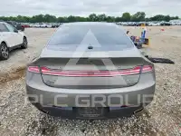 2016 Lincoln MKZ photo