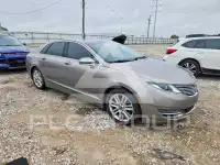 2016 Lincoln MKZ photo