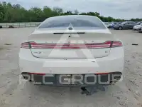 2016 Lincoln MKZ photo