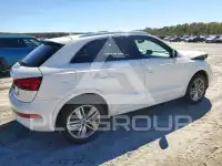 2016 Audi Q3 photo